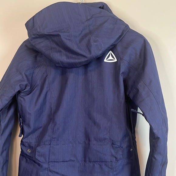 NEW Powder Room Micro-Lite Jacket - Picture 7 of 11